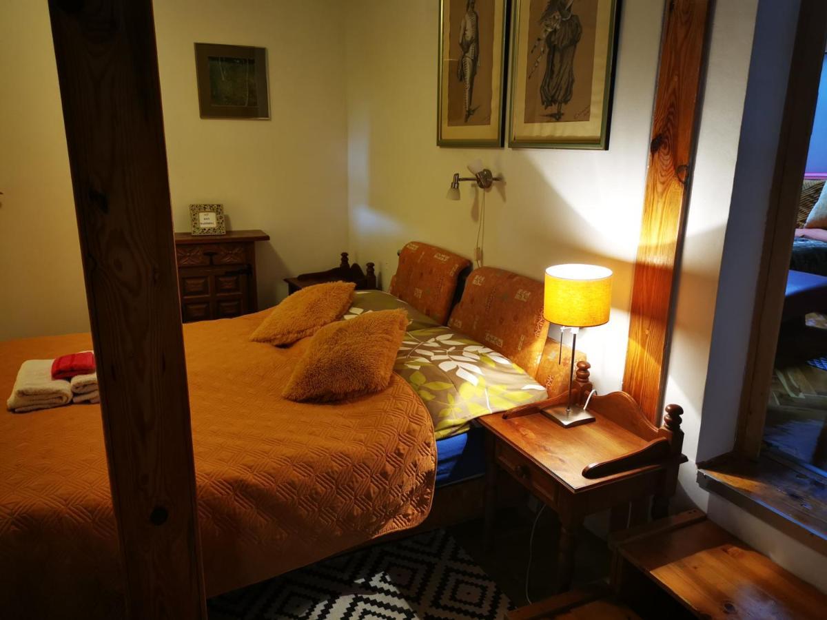Arlekin Apartman Apartment เฮวิซ ภายนอก รูปภาพ